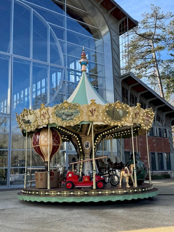 Loca Maneges - Manèges Fella -  