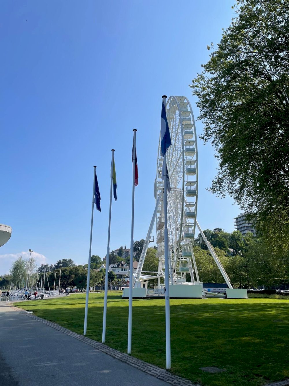 Loca Maneges - Manèges Fella - 